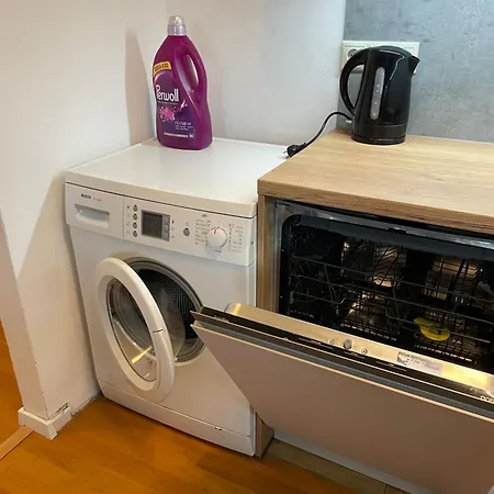 Appartement Roxy Sihot Next To Ice Hockey Stadium