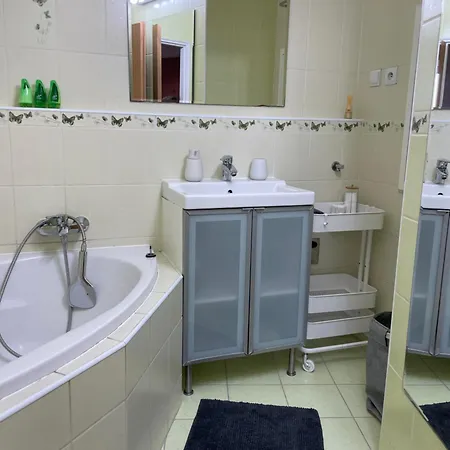 Apartman Roxy Sihot Next To Ice Hockey Stadium