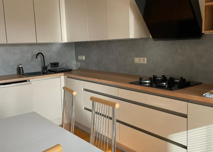 아파트 Roxy Sihot