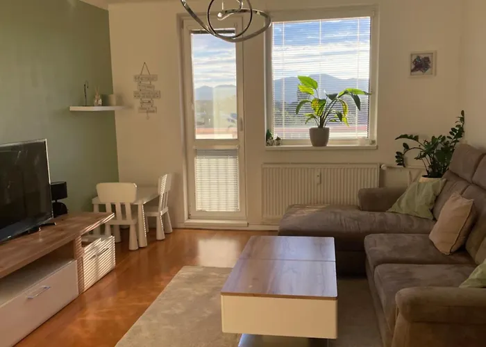 아파트 Roxy Sihot *